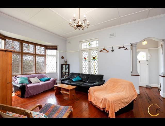 3 BEDROOM HOUSE FOR SALE IN GLENWOOD